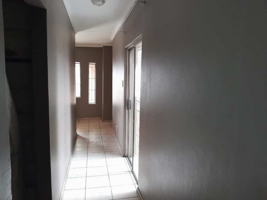 4 Bedroom Property for Sale in Oos Einde North West